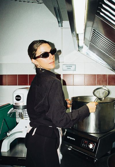 Sinead McInerney stirring the grass-fed beef stockpot, RIPE Lisbon kitchen